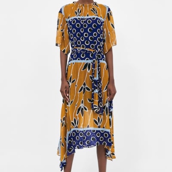 Zara Midi Dress with belt - Picture 2 of 6